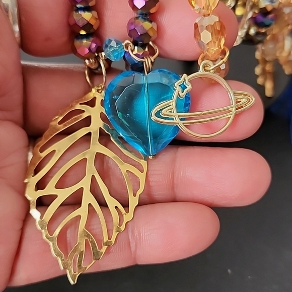 Hand Made Set of 7 AB Gold Crystal Glass Bracelets with Gold Charms Seman… - Picture 4 of 7